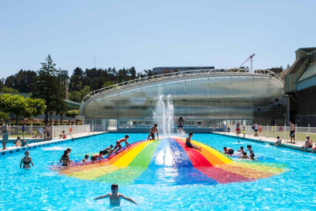 Toboganes acuáticos para piscinas municipales